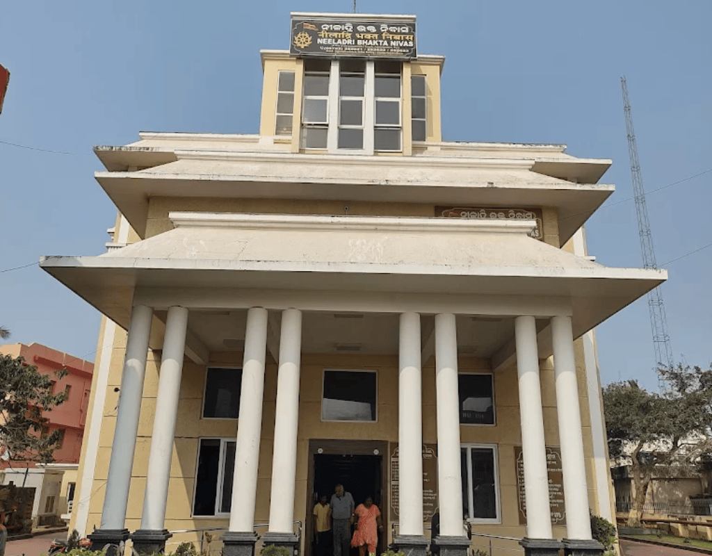 Neeladri Bhakta Niwas